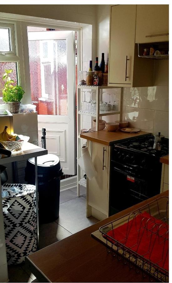 Room In A Shared House! Liverpool Esterno foto